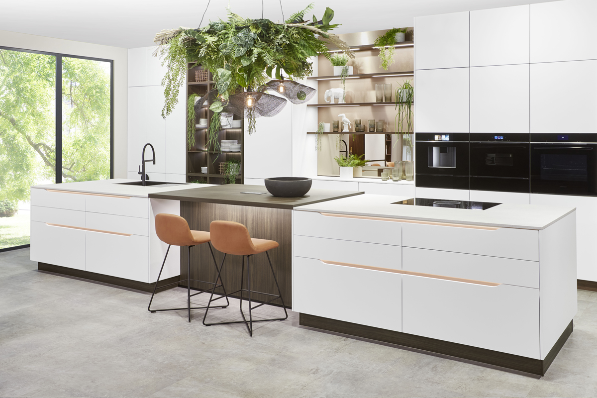 Klare Linie, edle Materialien und eine klar strukturierte Innenarchitektur – das zeichnet unsere Designküchen aus! Unsere Fachberater legen großen Wert auf zeitgemäßes und trendorientiertes Design ... gerne beraten wir Sie ausführlich!